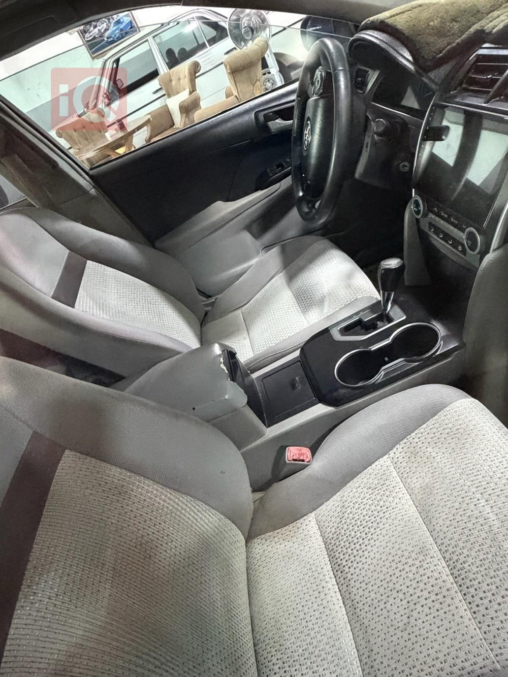 تۆیۆتا کامری